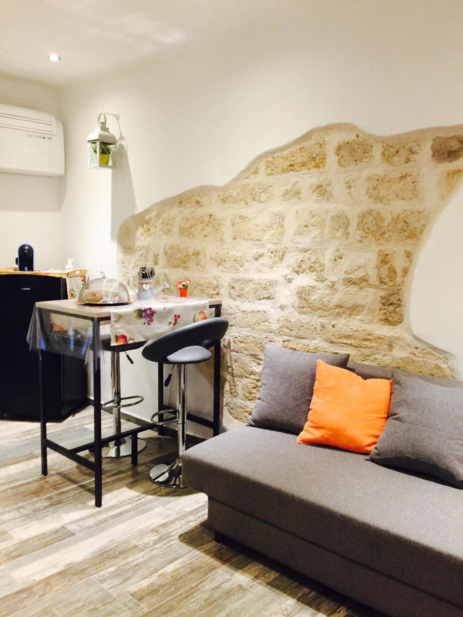 Bed and Breakfast Il Pavone Бари Экстерьер фото